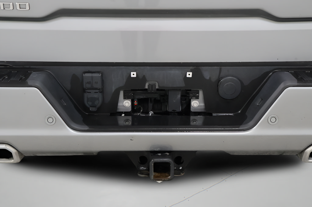 Used 2024 Chevrolet Silverado 1500 High Country w/ High Country Premium Package AWD/4WD image 43