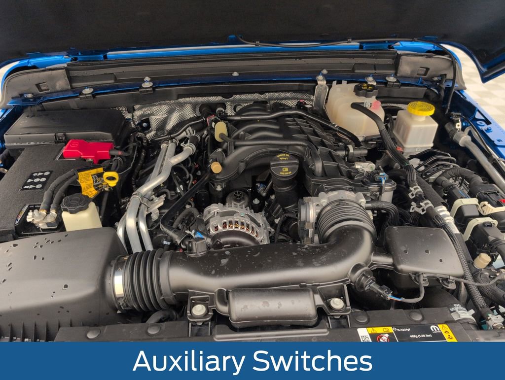 Used 2025 Jeep Gladiator Sport AWD/4WD image 37