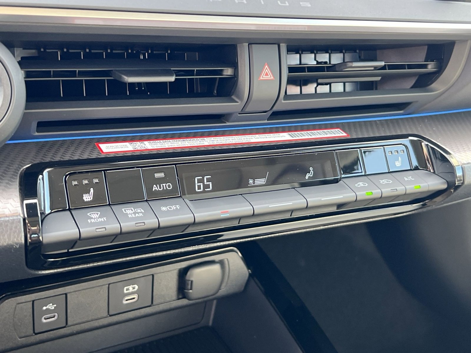 New 2026 Toyota Prius XLE image 16