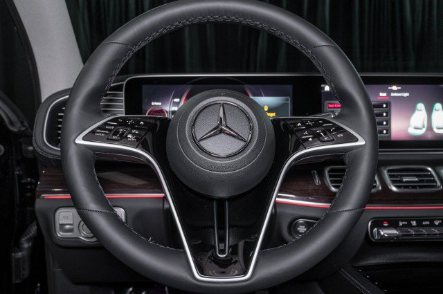 New 2026 Mercedes-Benz GLS 450 4MATIC image 21
