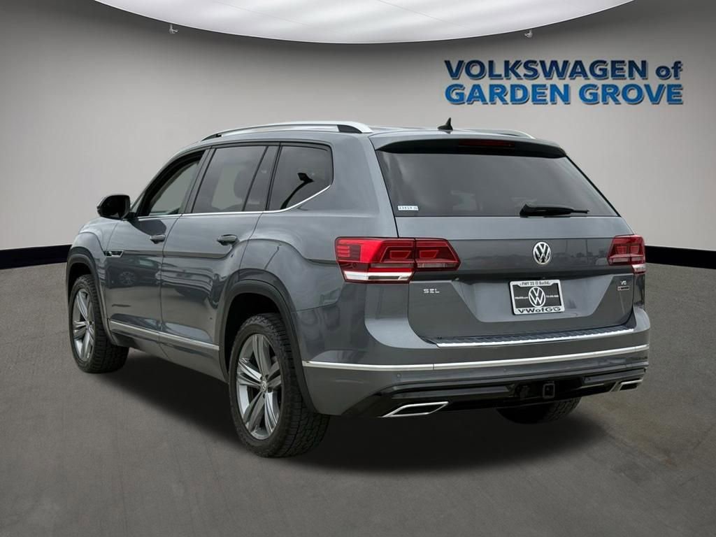 Used 2018 Volkswagen Atlas SEL w/ R-Line Package AWD/4WD image 5