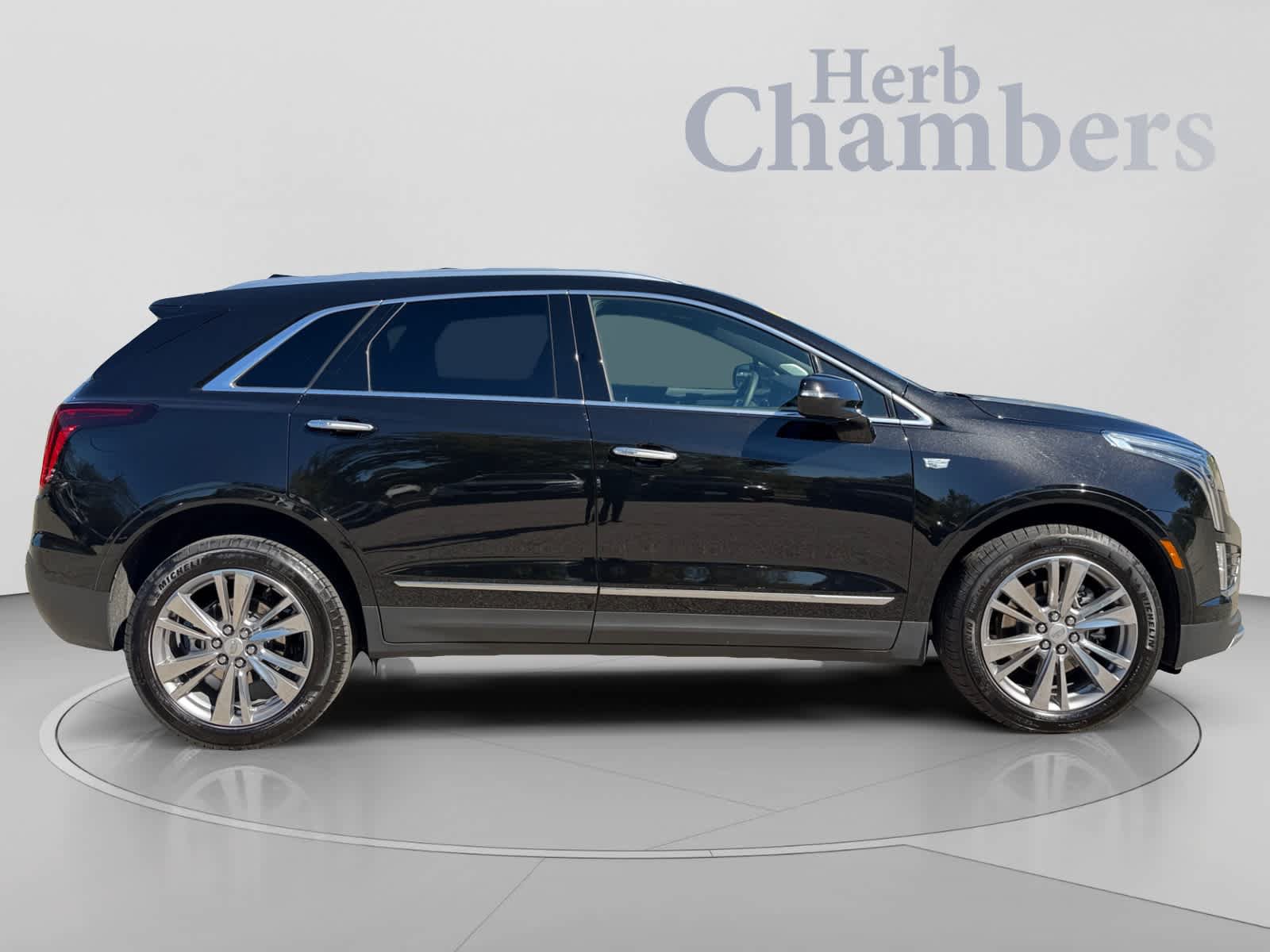 Used 2025 Cadillac XT5 Premium Luxury AWD/4WD image 5