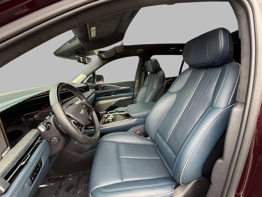 Used 2025 Cadillac Escalade IQ Luxury 2 w/ LPO, Premium Carpet Package AWD/4WD image 2