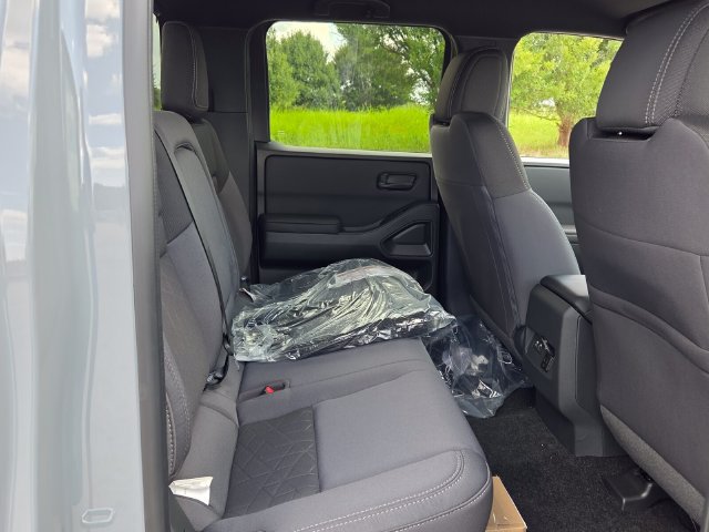New 2027 Nissan Frontier SV w/ SV Convenience Package RWD image 14