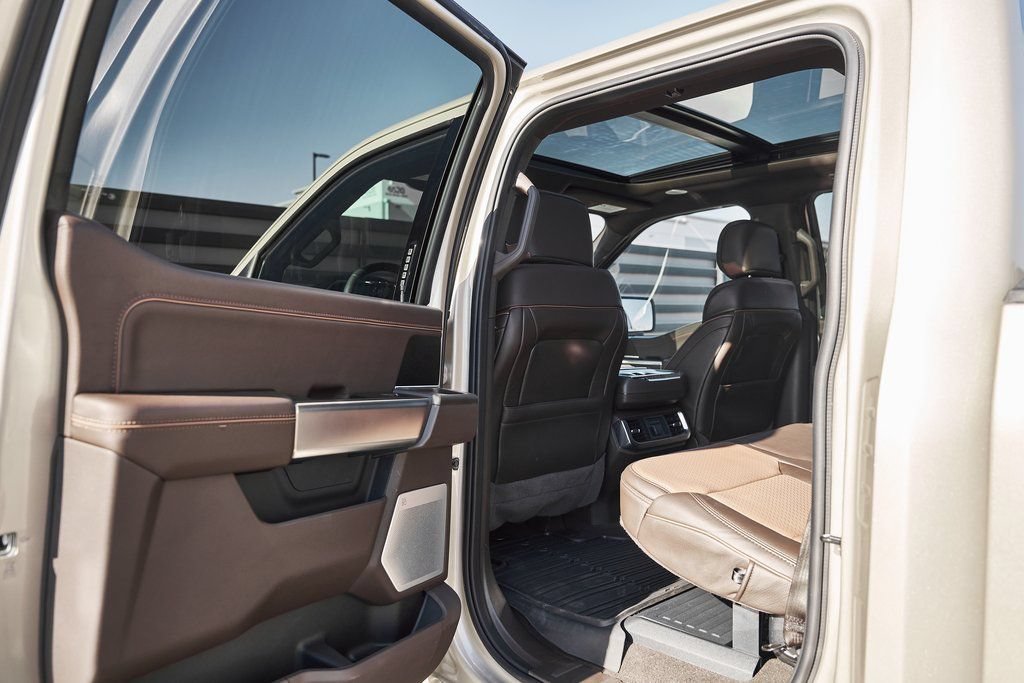 Used 2023 Ford F150 King Ranch w/ Equipment Group 601A High AWD/4WD image 31