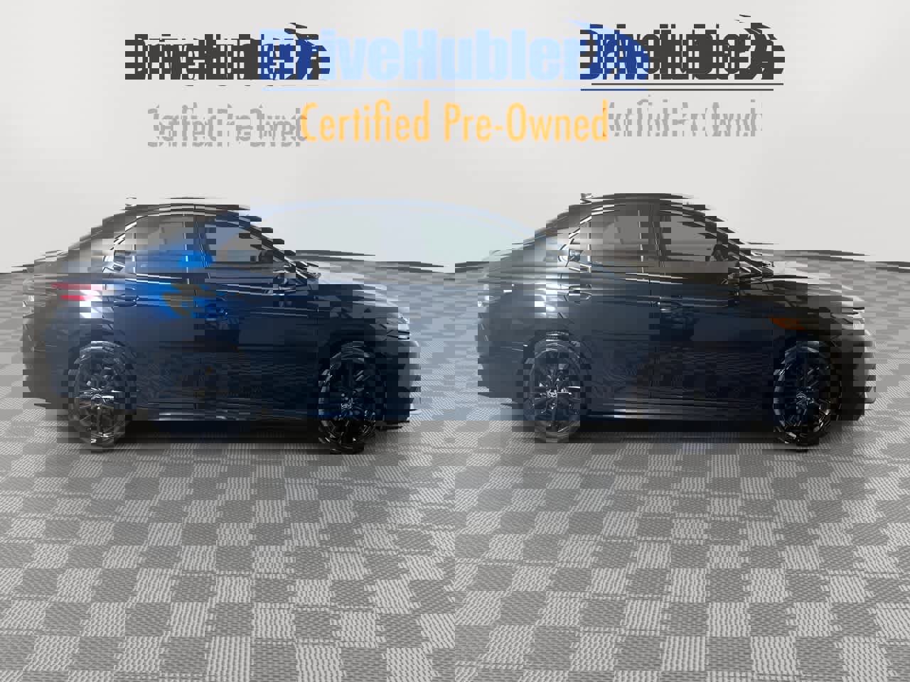 Used 2021 Toyota Camry XSE image 9