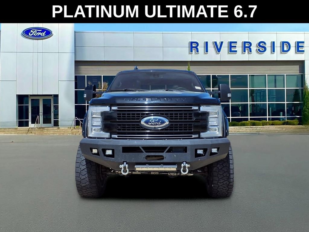 Used 2019 Ford F350 Platinum w/ Platinum Ultimate Package image 2