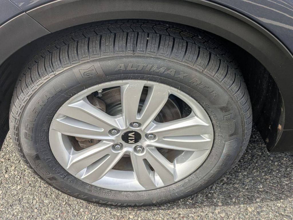 Used 2017 Kia Sportage LX image 27