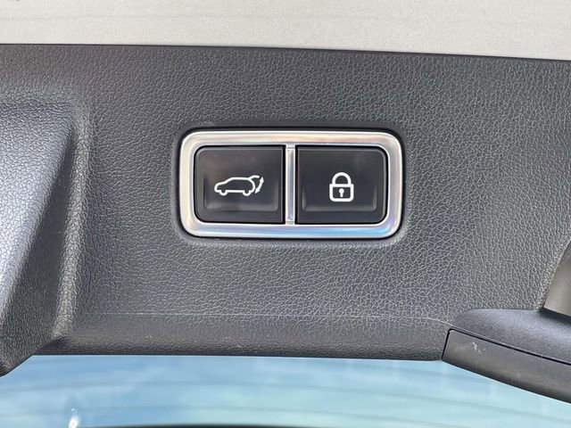 Used 2023 Kia Sorento SX image 11