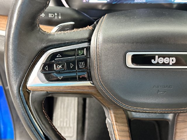 Used 2023 Jeep Grand Cherokee Summit AWD/4WD image 24