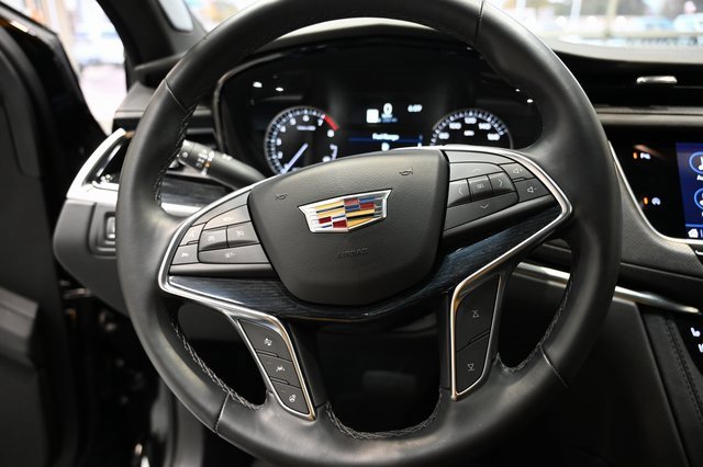 Used 2025 Cadillac XT5 Premium Luxury image 23