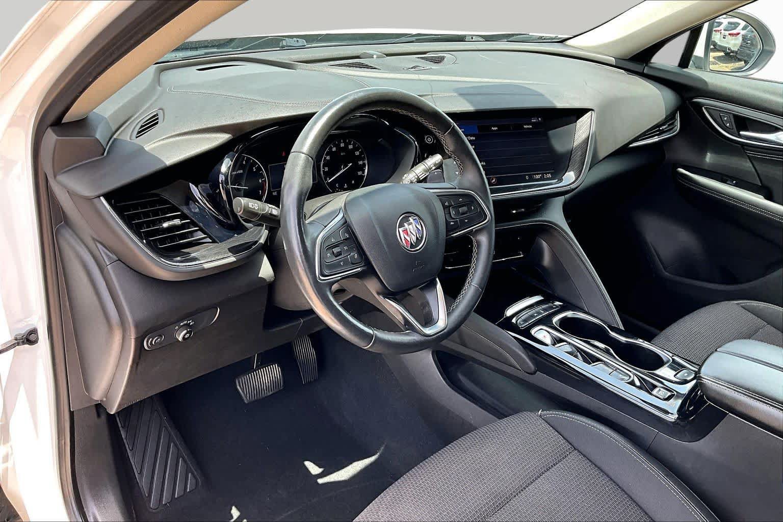Used 2021 Buick Envision Preferred FWD image 17