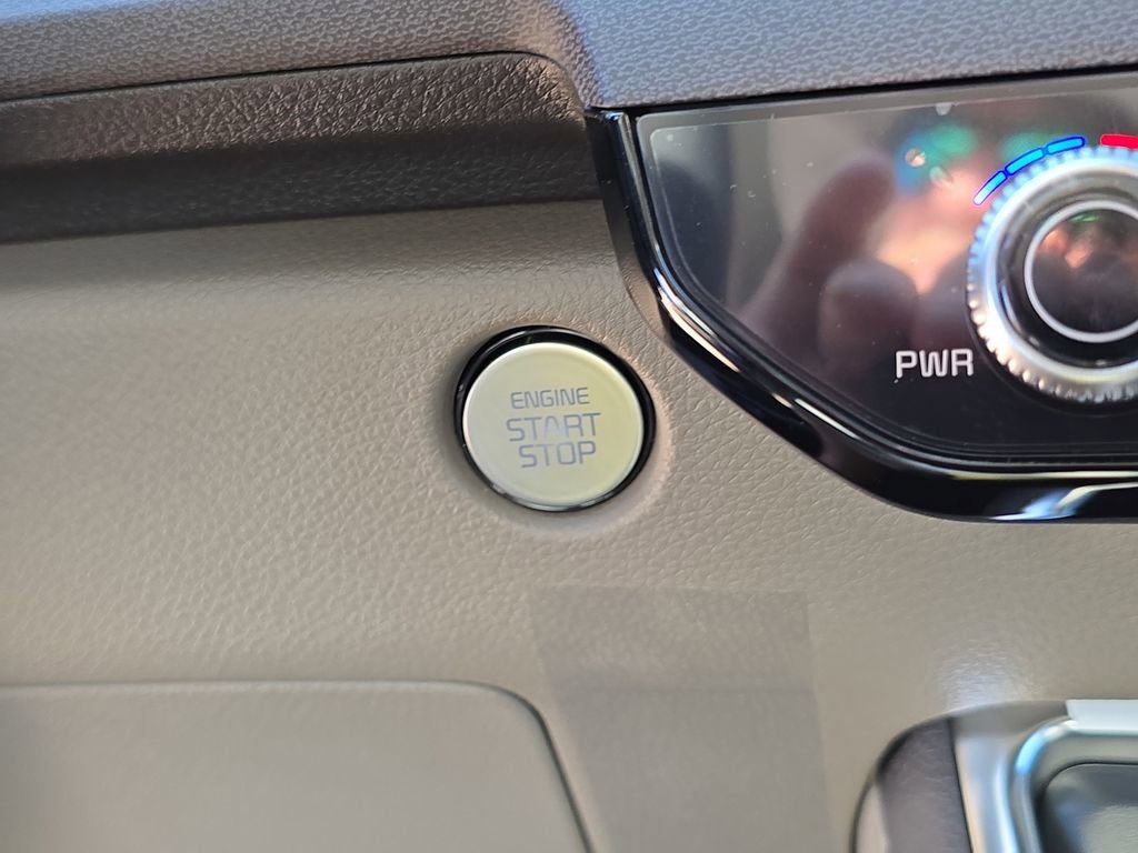 New 2026 Kia Carnival EX FWD image 27