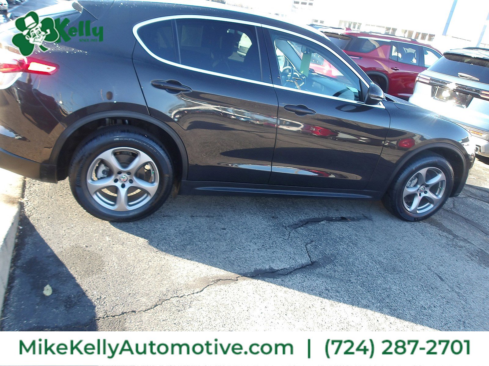 Used 2018 Alfa Romeo Stelvio AWD image 8