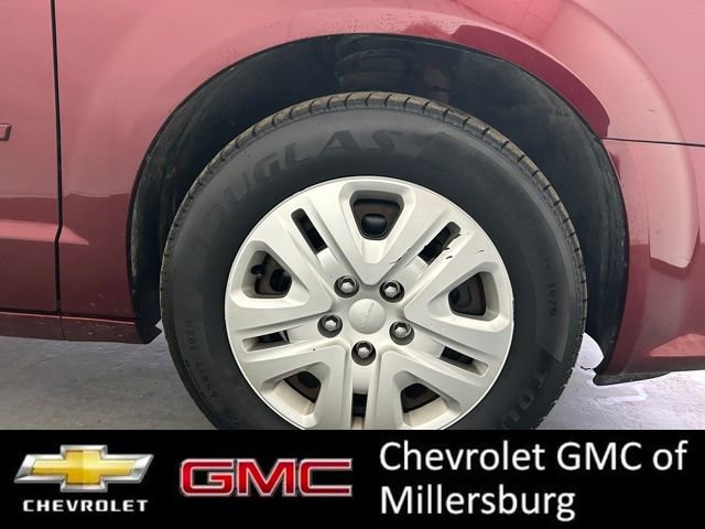 Used 2017 Dodge Grand Caravan SE image 10