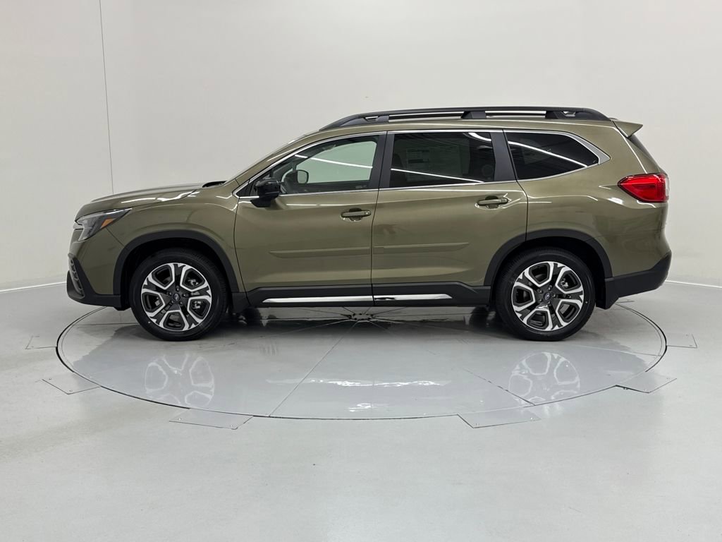 New 2025 Subaru Ascent Limited image 3