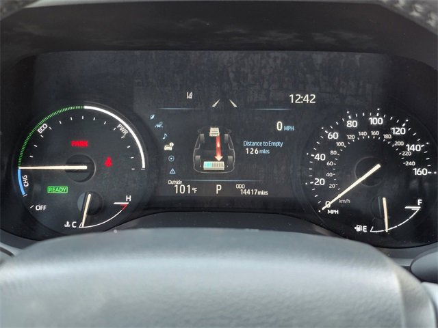 Used 2025 Toyota Sienna XLE image 11