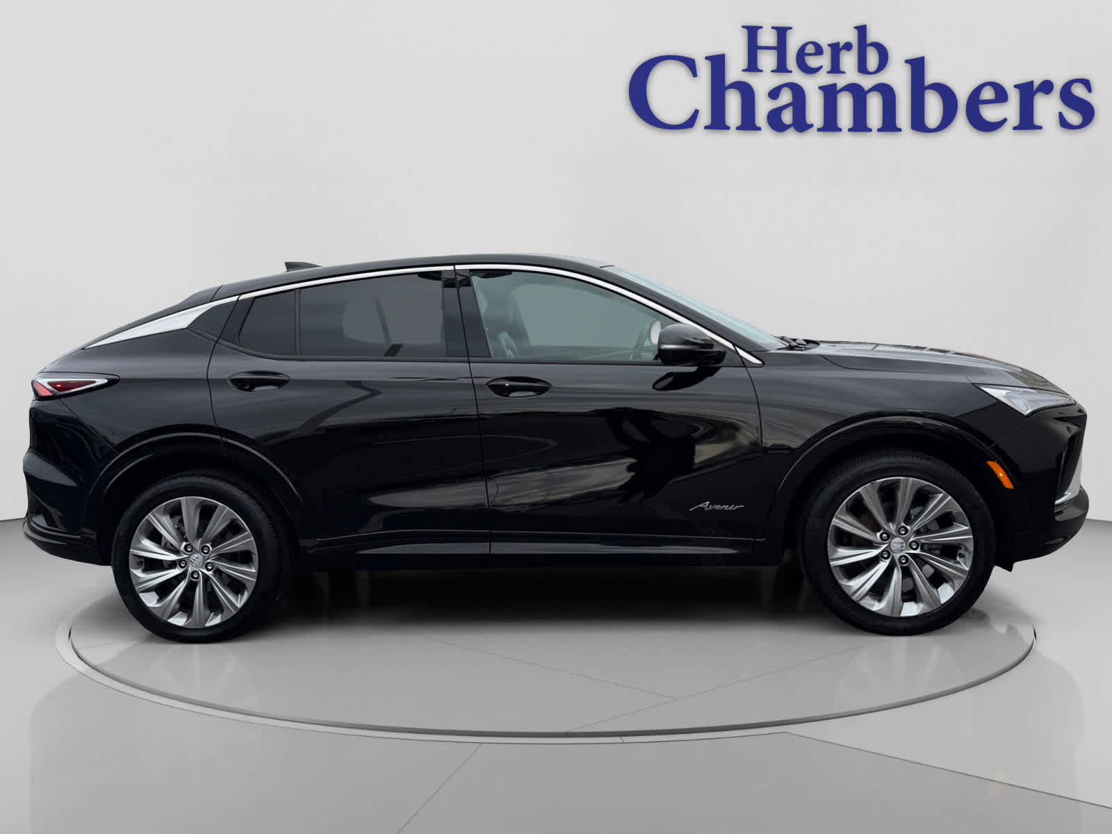 Used 2024 Buick Envista Avenir image 11