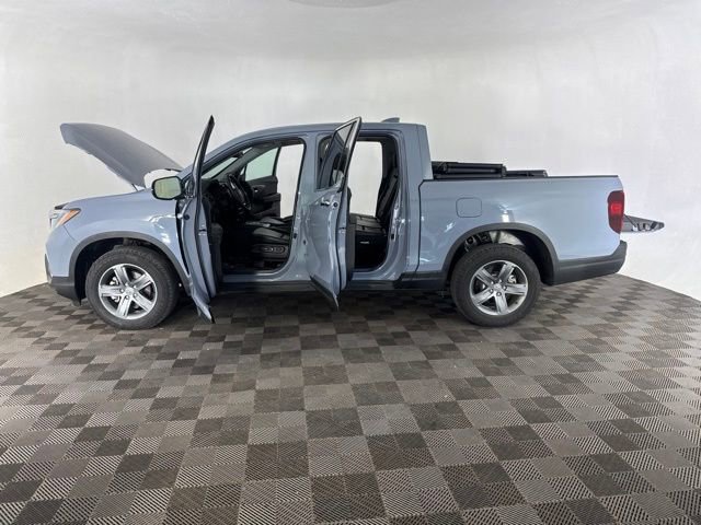 Used 2023 Honda Ridgeline RTL-E image 11