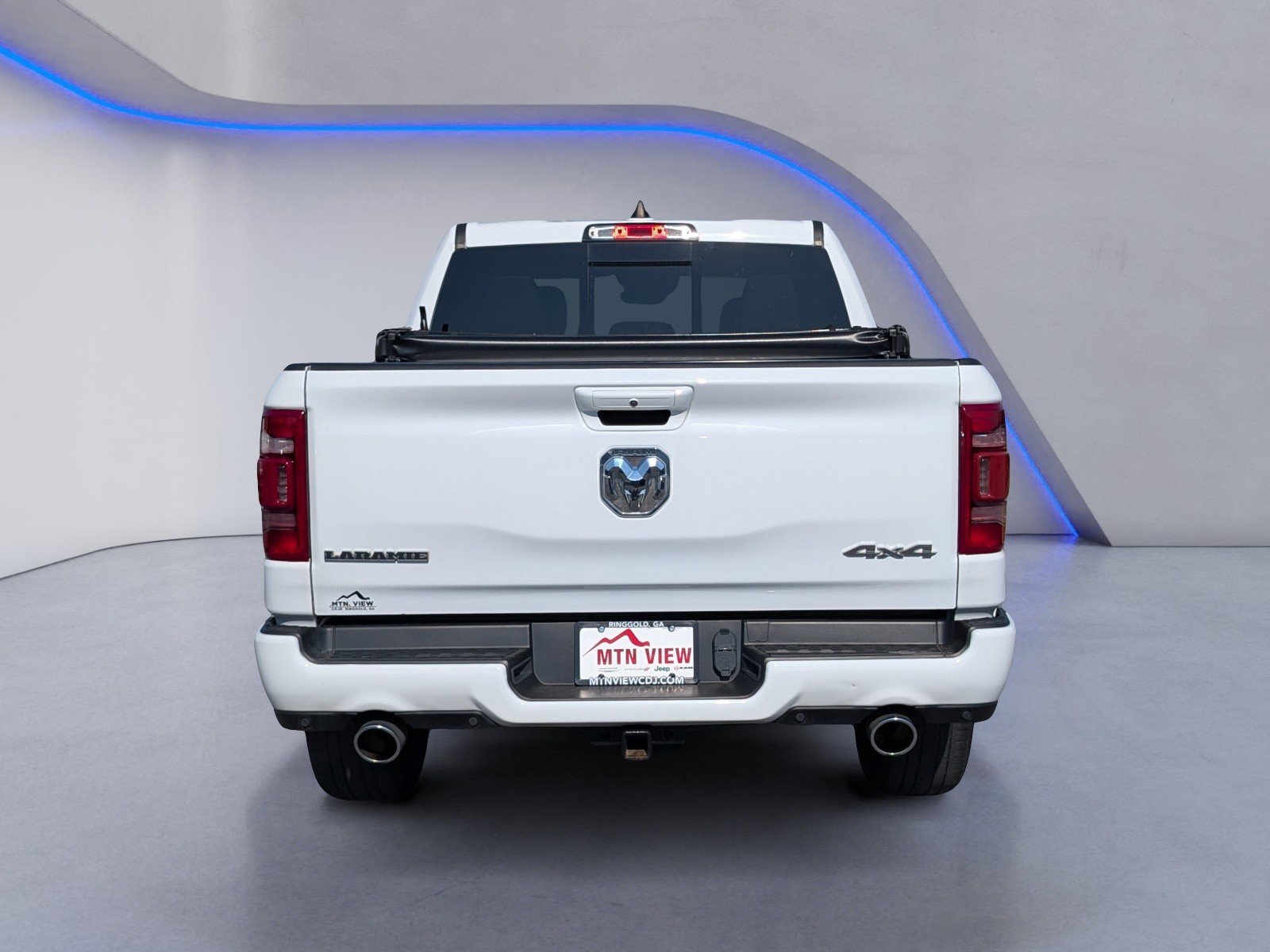 Used 2022 RAM 1500 Laramie w/ Sport Appearance Package image 8