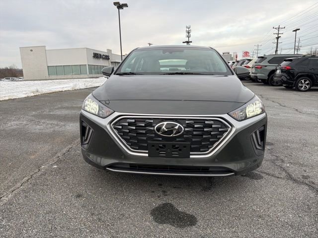Used 2021 Hyundai Ioniq Limited image 3
