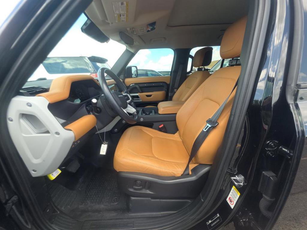 Used 2024 Land Rover Defender 110 S AWD/4WD image 3