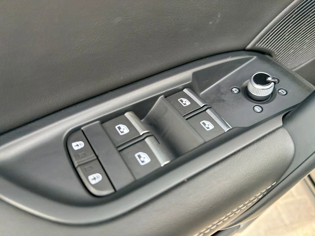 Used 2023 Audi Q5 2.0T Premium Plus image 11