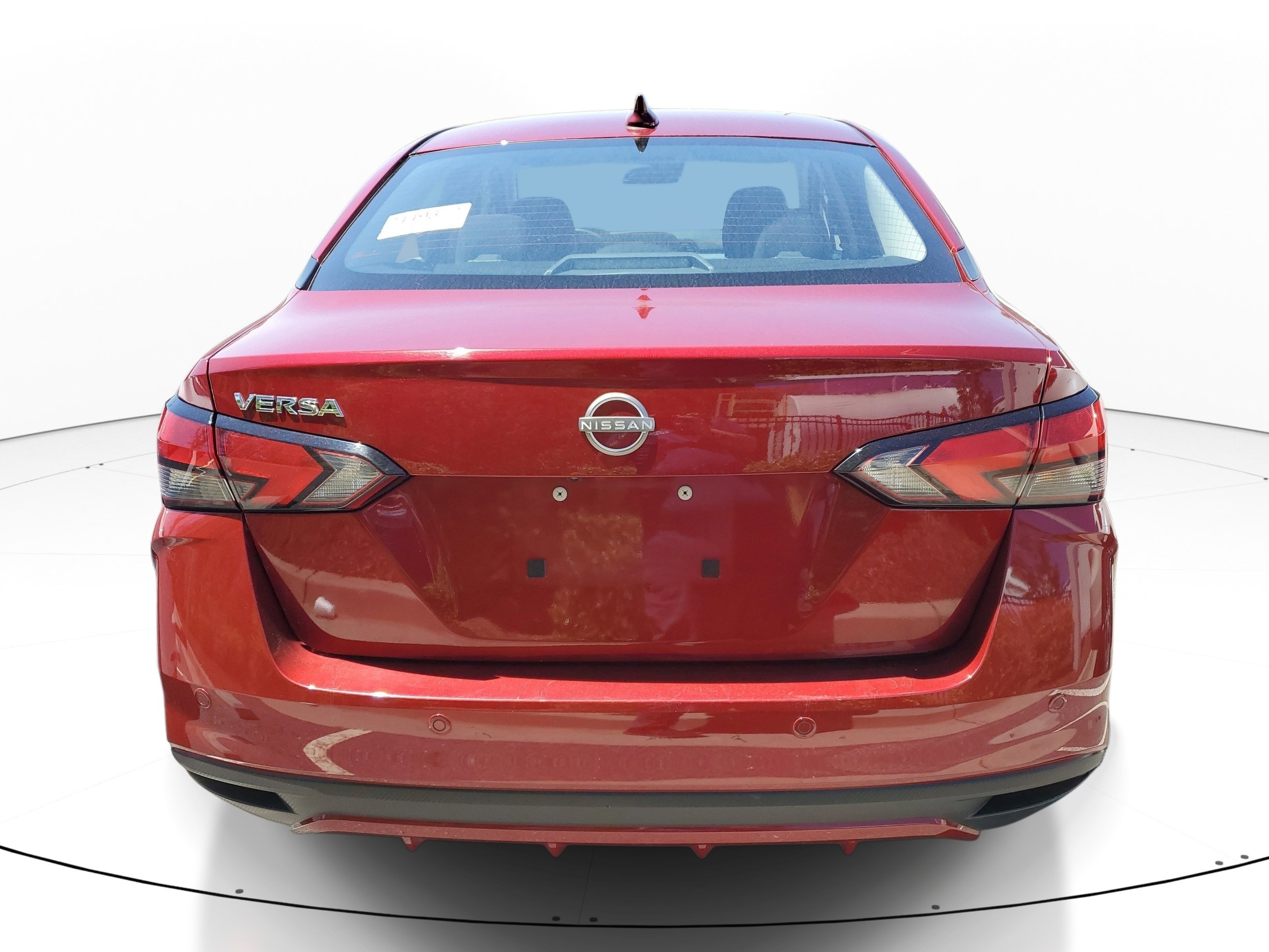 Used 2025 Nissan Versa SV image 5