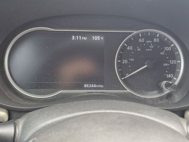 Used 2020 Nissan Versa SV FWD image 10