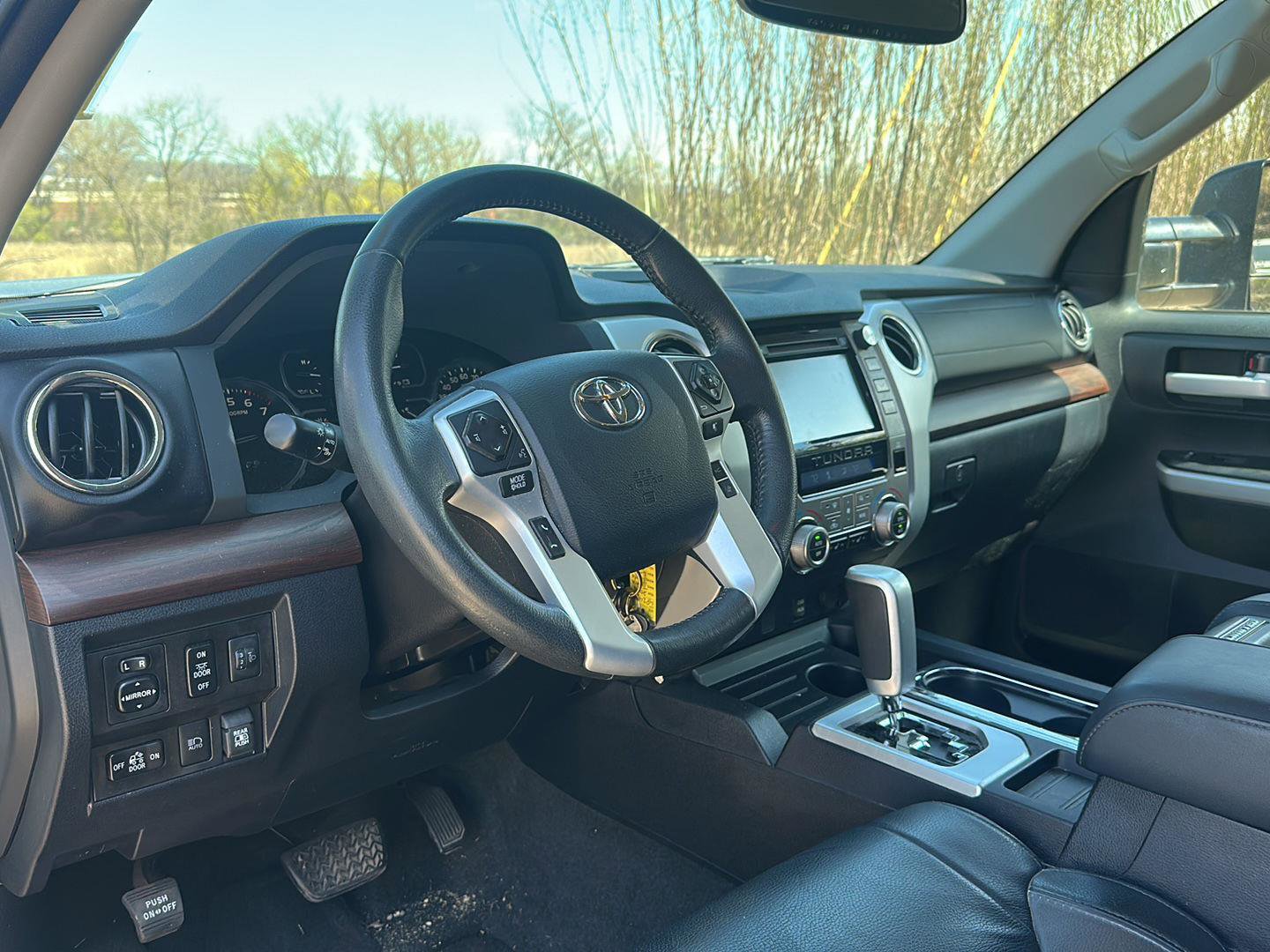 Used 2019 Toyota Tundra Limited image 10
