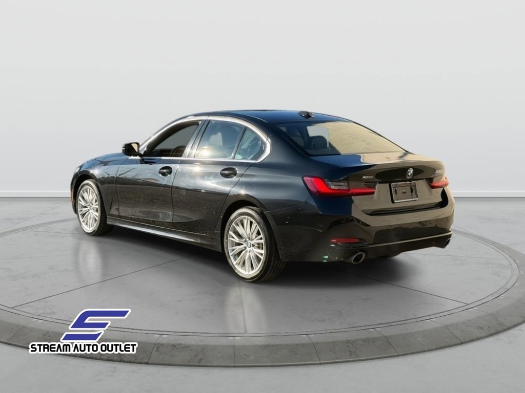 Used 2024 BMW 330i xDrive Sedan image 7