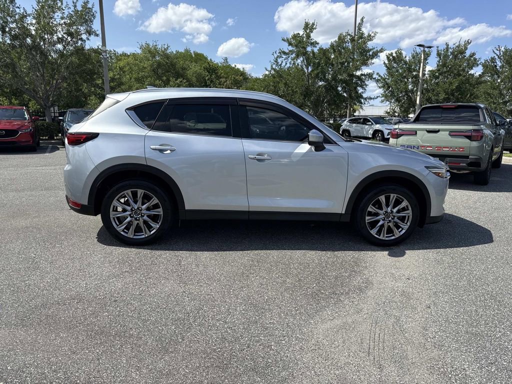 Used 2019 MAZDA CX-5 Signature AWD/4WD image 2