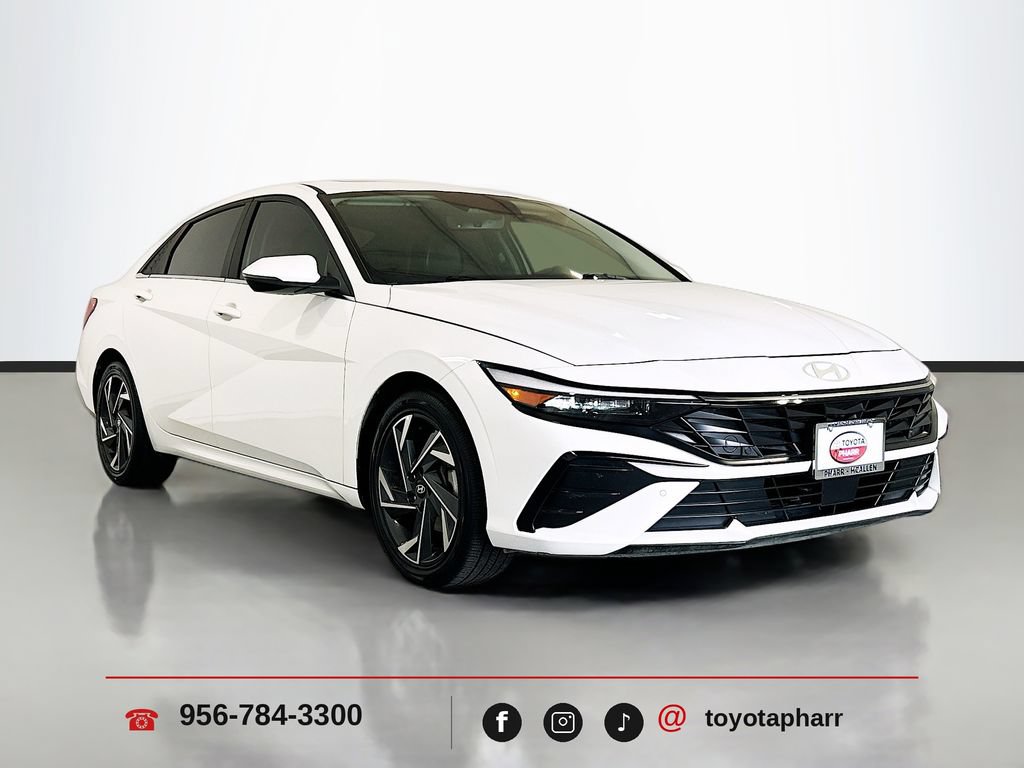 Used 2024 Hyundai Elantra Limited FWD image 3