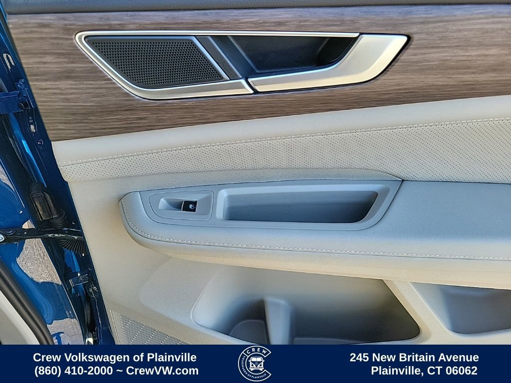 Certified 2025 Volkswagen Atlas SEL image 46