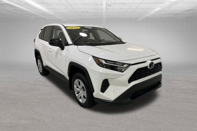 Used 2025 Toyota RAV4 LE FWD image 4
