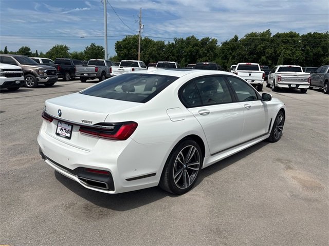Used 2020 BMW 750i xDrive w/ M Sport Package image 5
