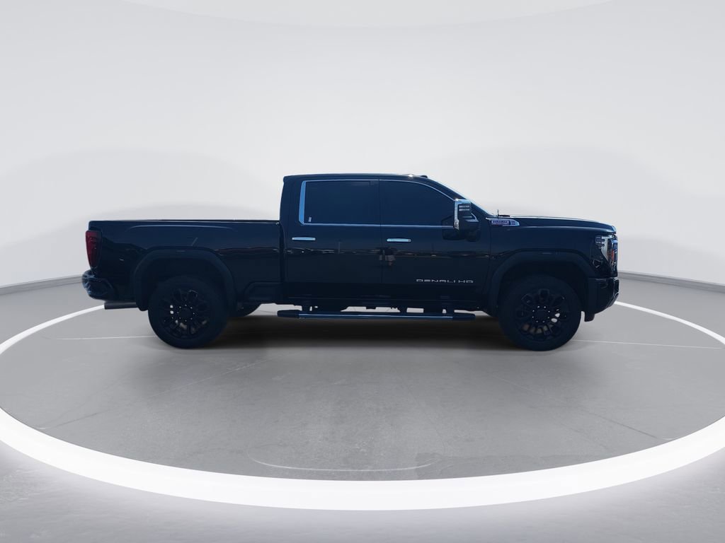 Used 2024 GMC Sierra 2500 Denali image 9