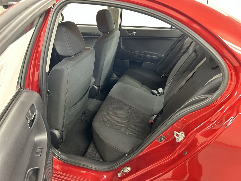 Used 2017 Mitsubishi Lancer SE image 19