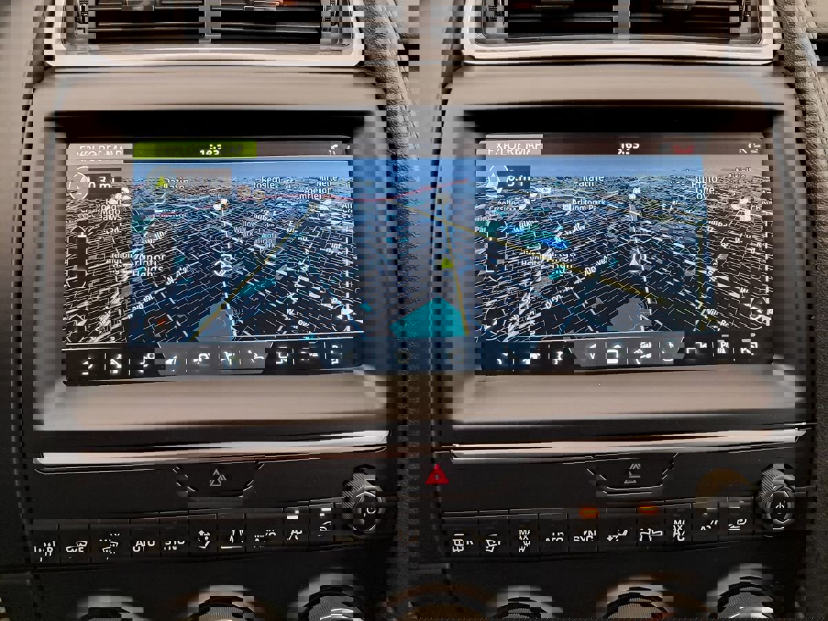 Used 2020 Jaguar E-PACE SE AWD/4WD image 20