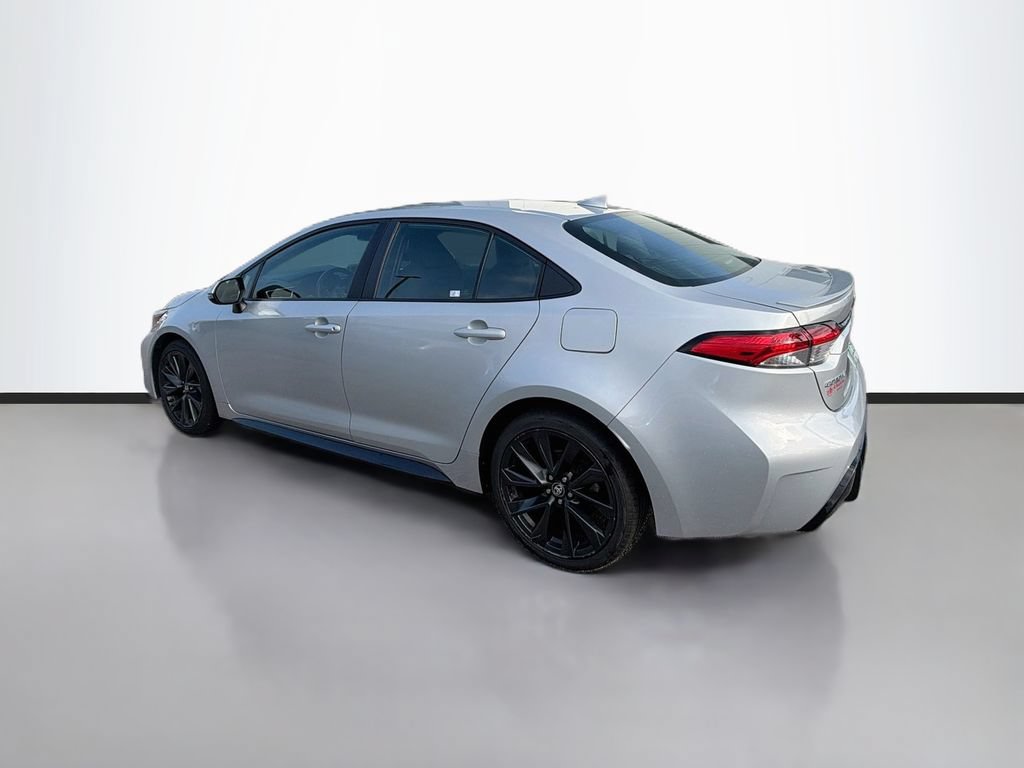 Used 2023 Toyota Corolla SE FWD image 7
