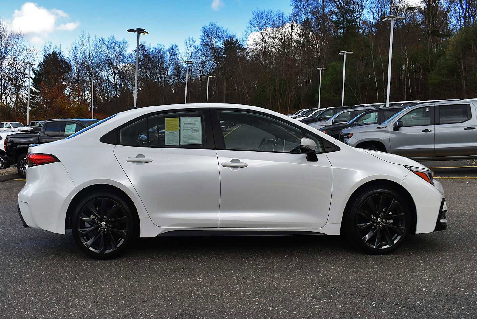 Used 2023 Toyota Corolla XSE image 6