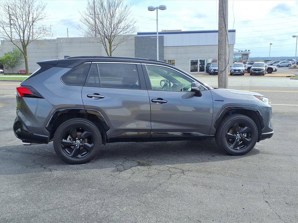 Used 2019 Toyota RAV4 XSE image 29