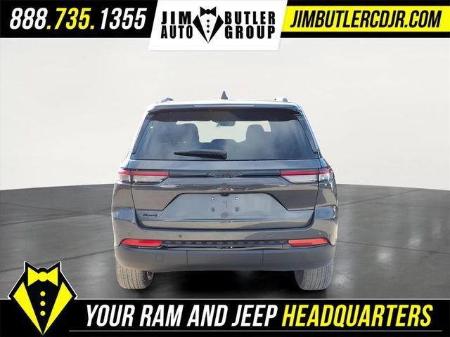 New 2025 Jeep Grand Cherokee Altitude image 4