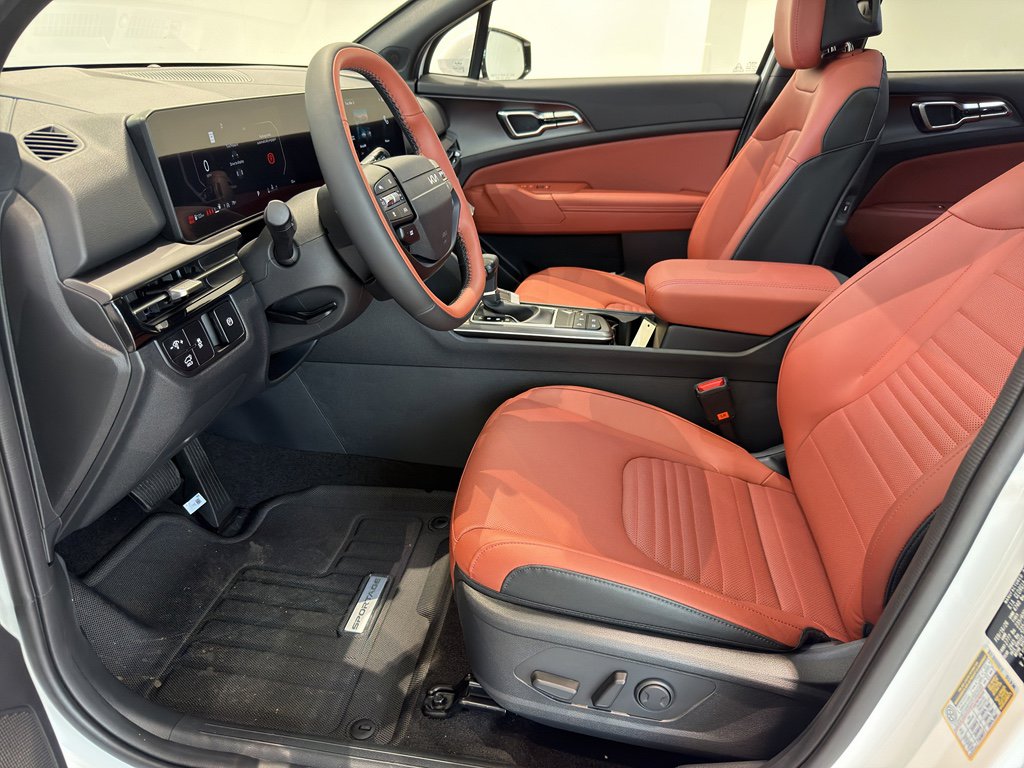 Certified 2026 Kia Sportage SX FWD image 12