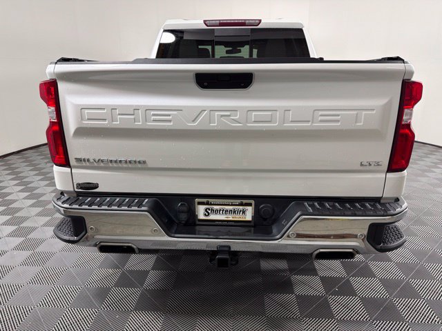 Used 2019 Chevrolet Silverado 1500 LTZ AWD/4WD image 10