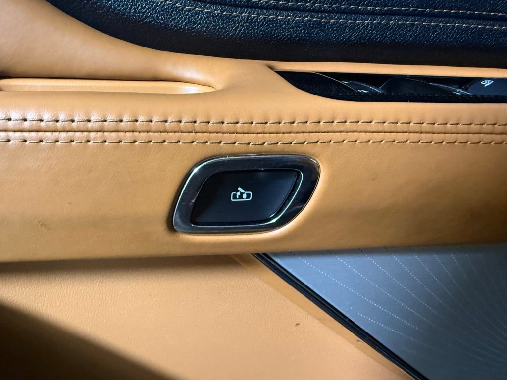 Certified 2023 Lincoln Aviator Black Label w/ Dynamic Handling Package AWD/4WD image 38