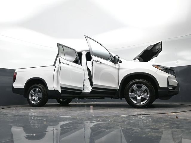 Certified 2025 Honda Ridgeline TrailSport image 45