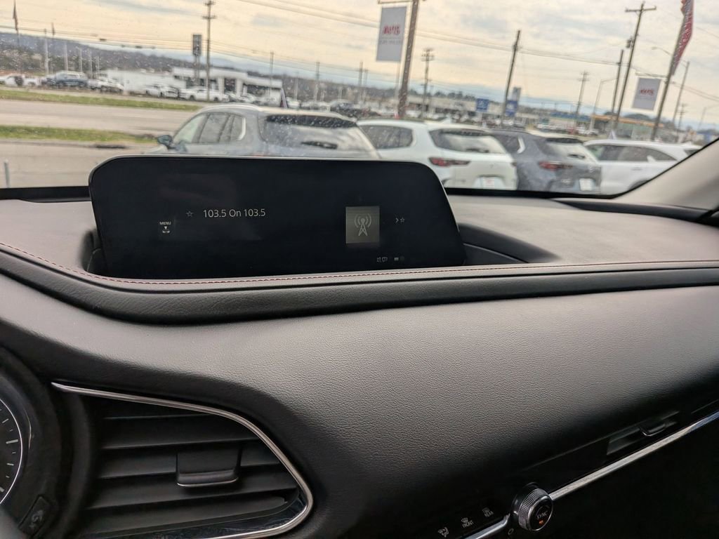 Used 2025 MAZDA CX-30 AWD 2.5 S w/ Preferred Package image 17