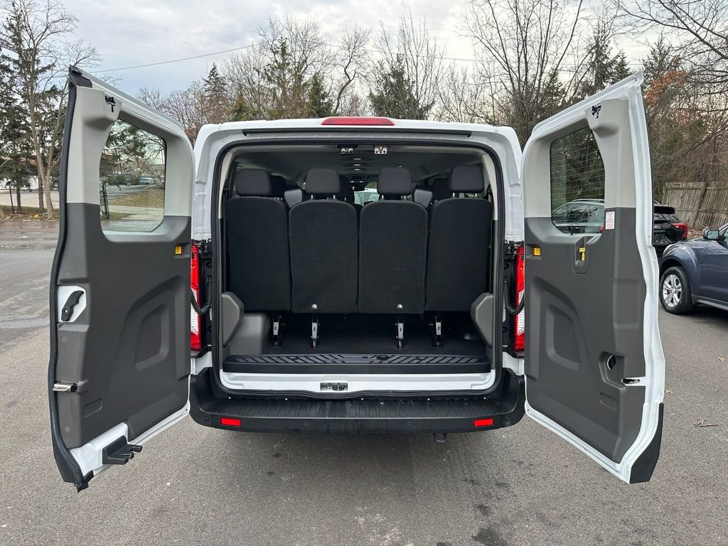 Used 2024 Ford Transit 350 XLT image 11