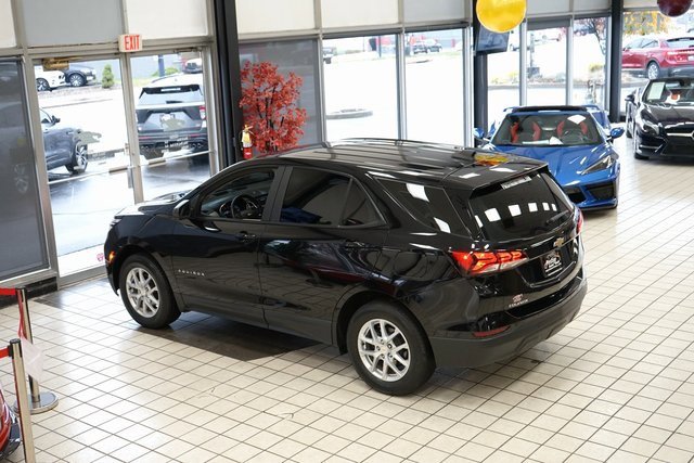 Used 2023 Chevrolet Equinox LS w/ Driver Confidence II Package image 52